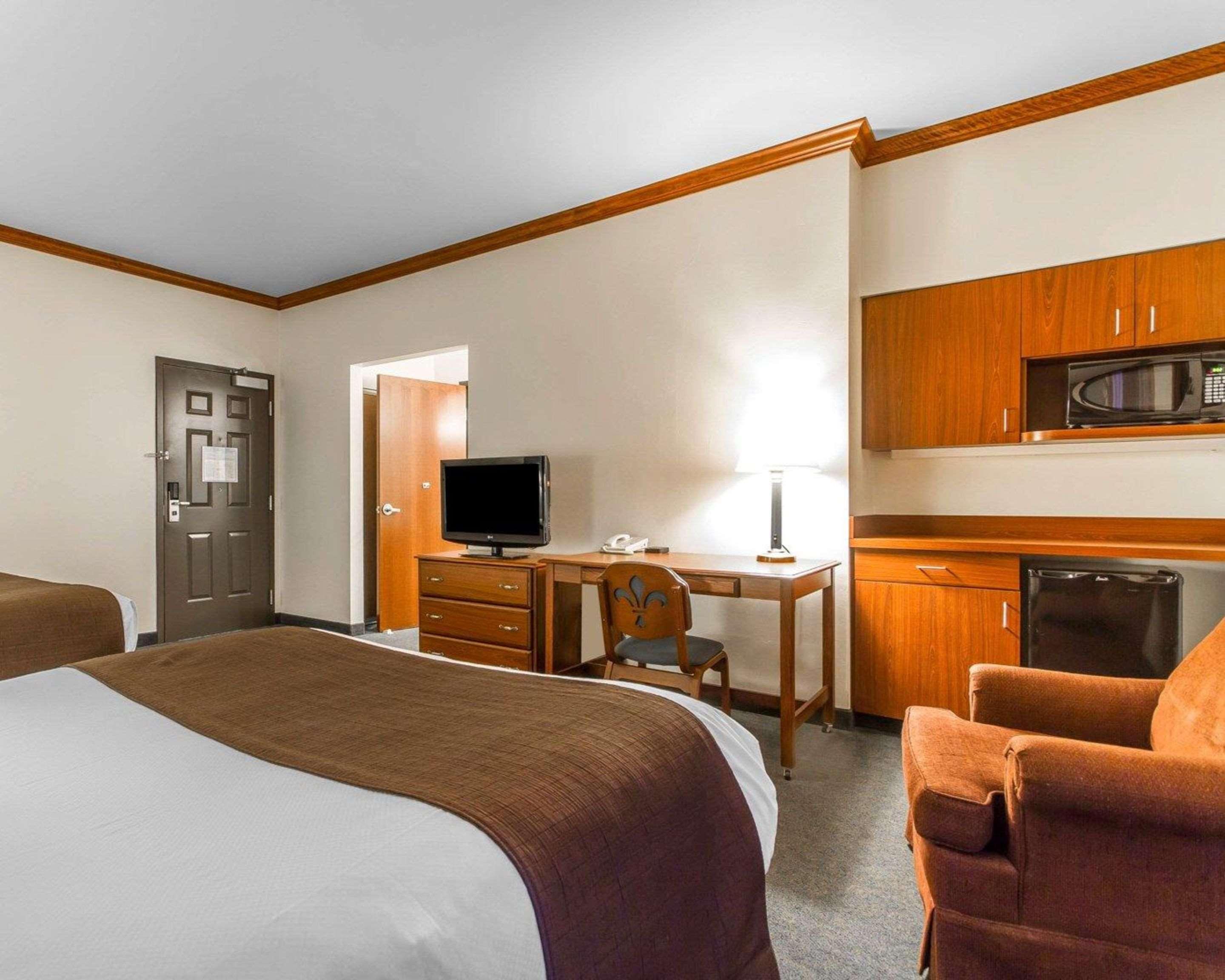 Kress Inn, Ascend Hotel Collection De Pere Buitenkant foto