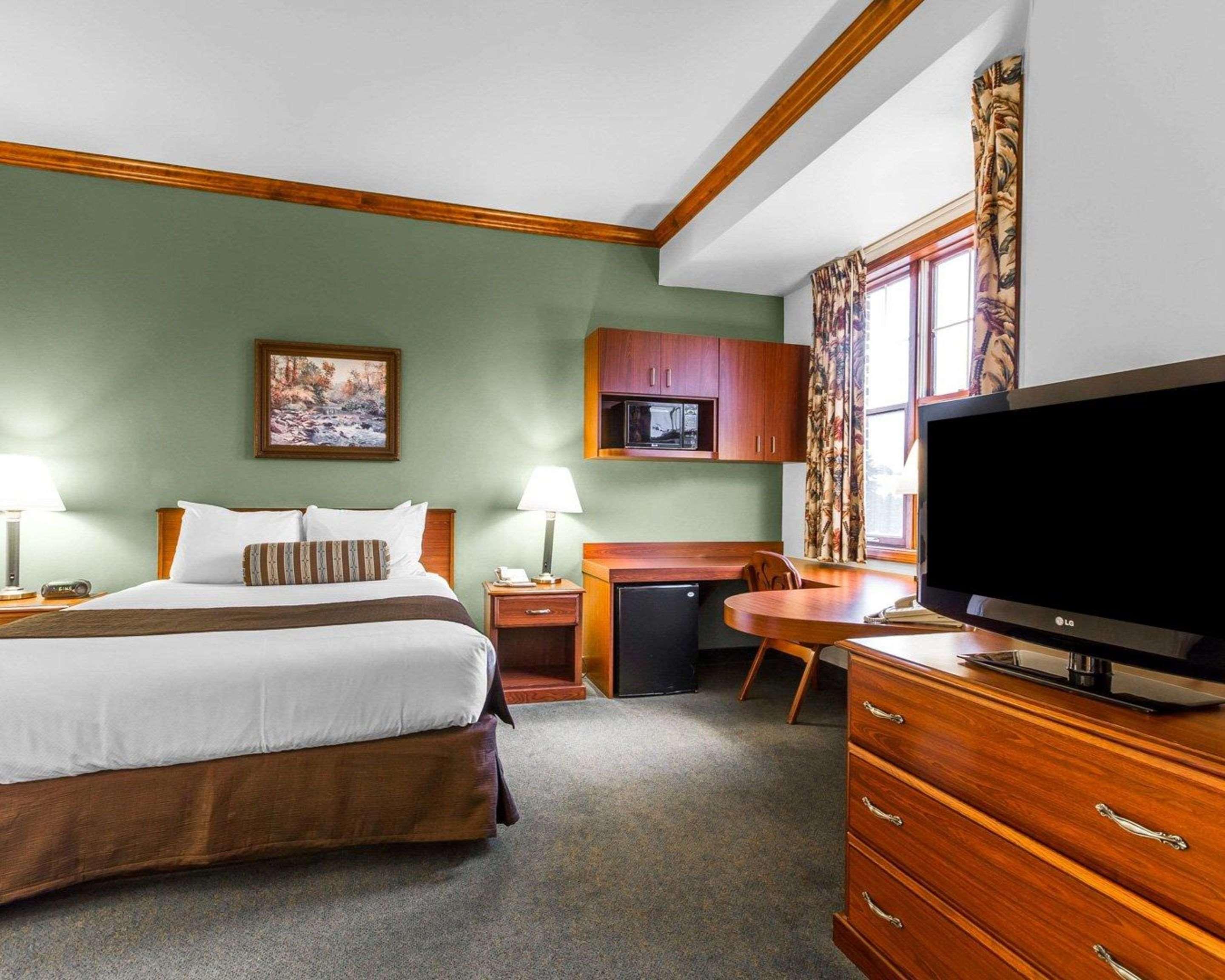 Kress Inn, Ascend Hotel Collection De Pere Buitenkant foto