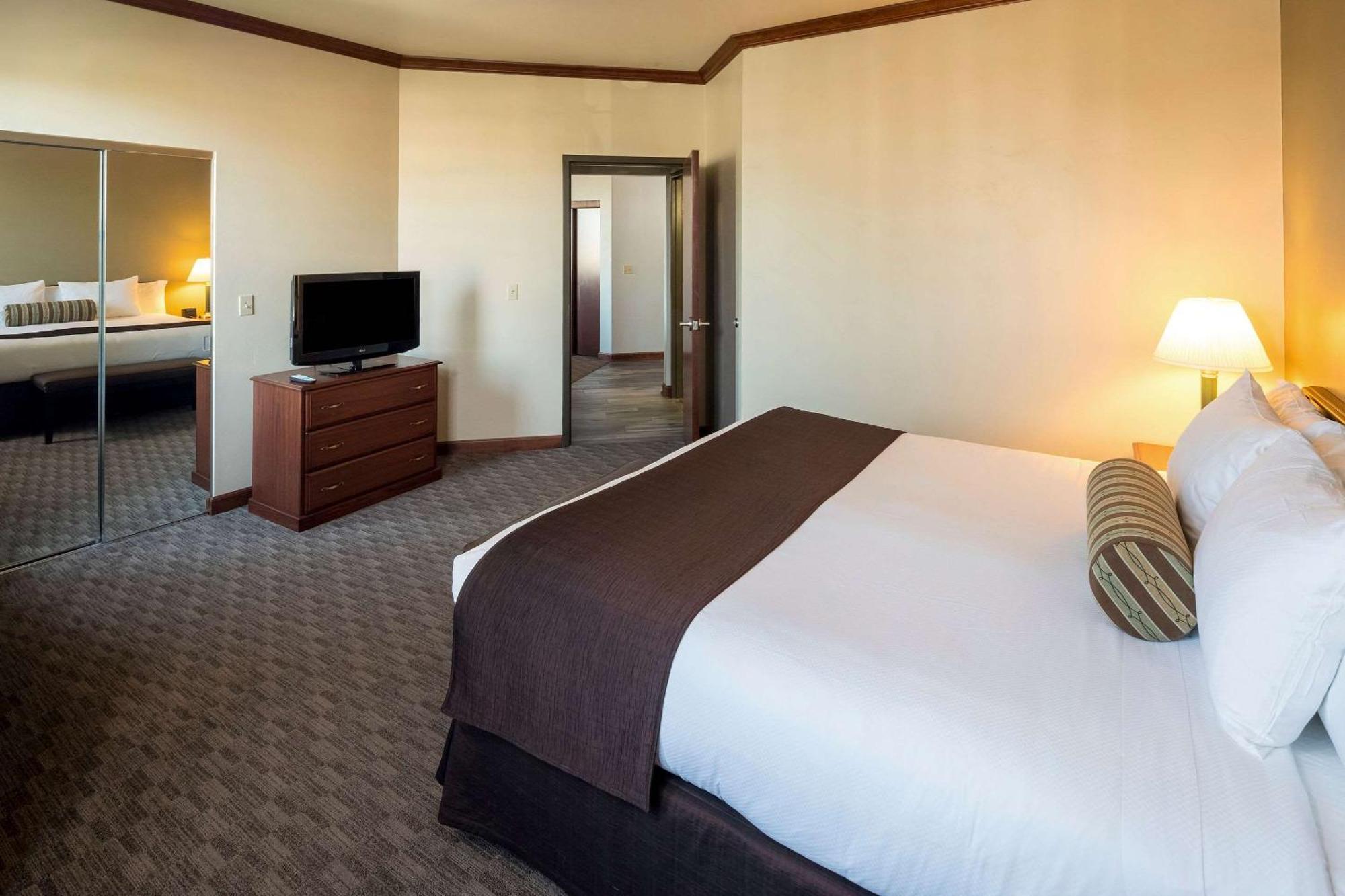 Kress Inn, Ascend Hotel Collection De Pere Buitenkant foto