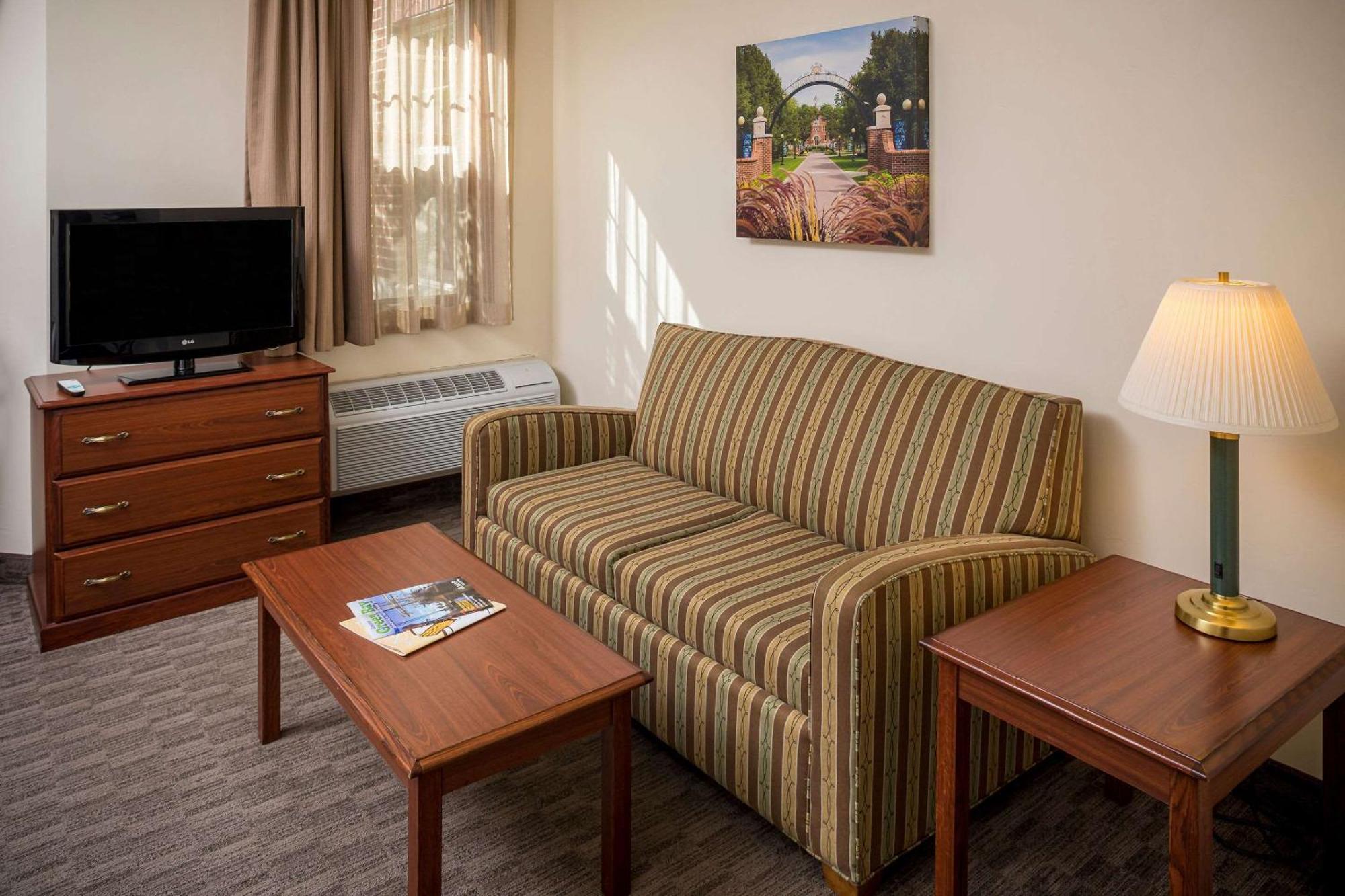 Kress Inn, Ascend Hotel Collection De Pere Buitenkant foto
